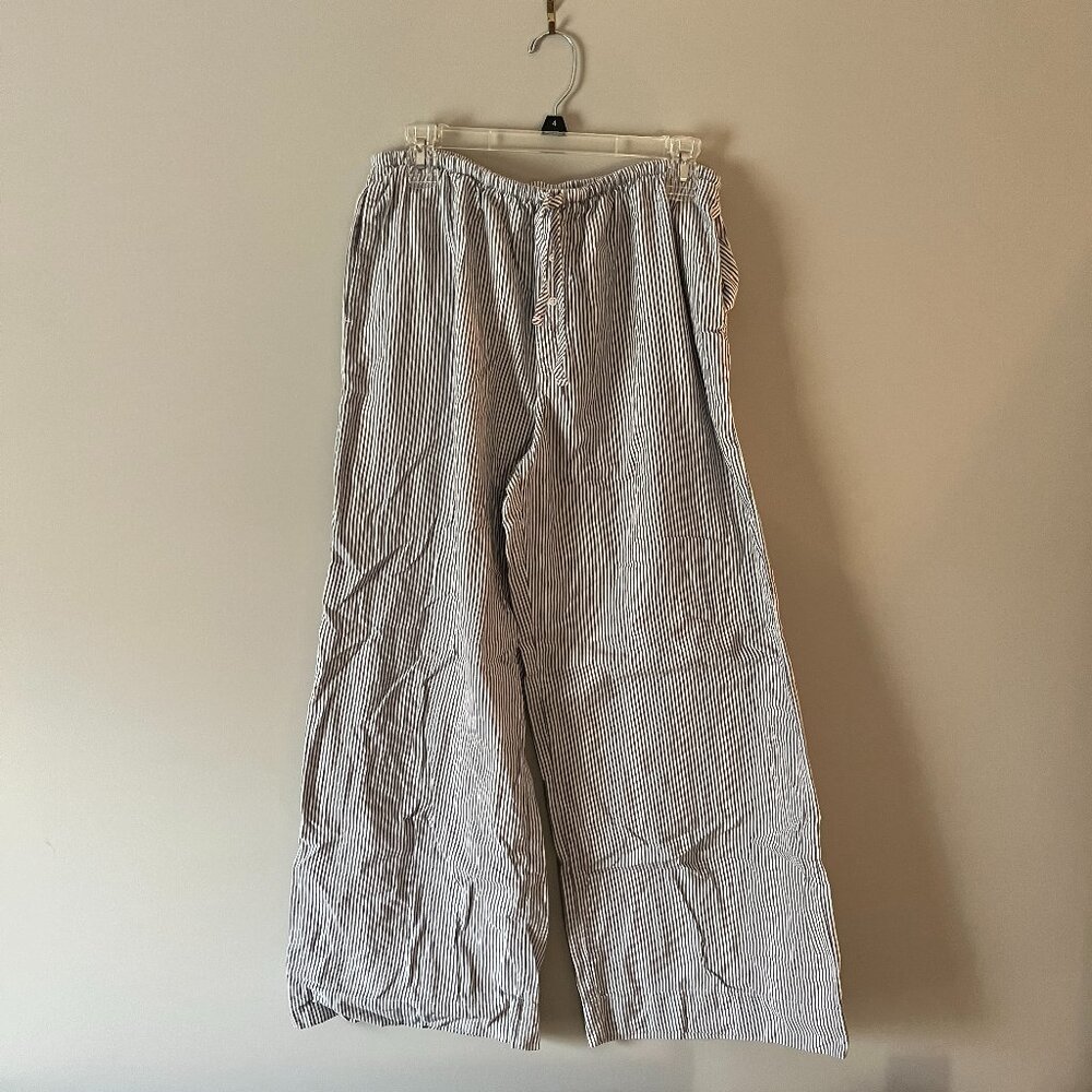 Colsie Blue and White Striped Lounge/Pajama Pants (Size M)
